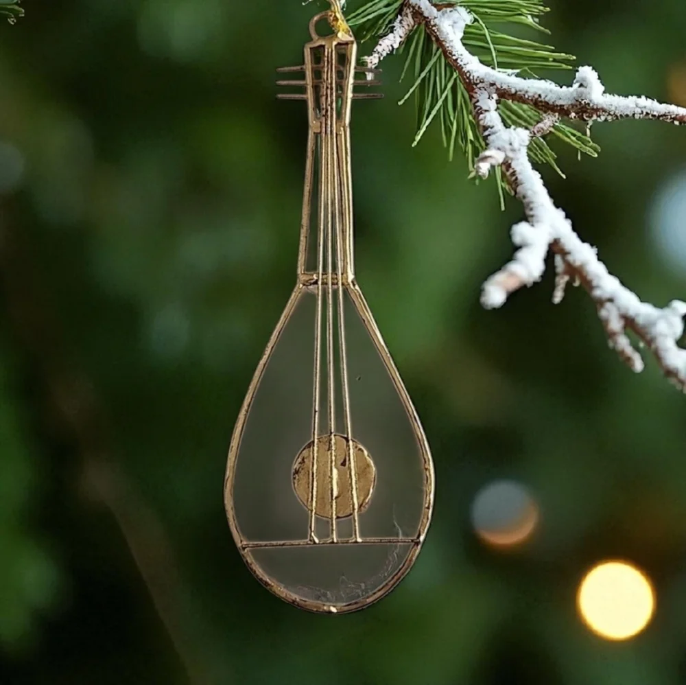 Vintage Gold Wire Mandolin Ornament | Musical Instrument Christmas Decor